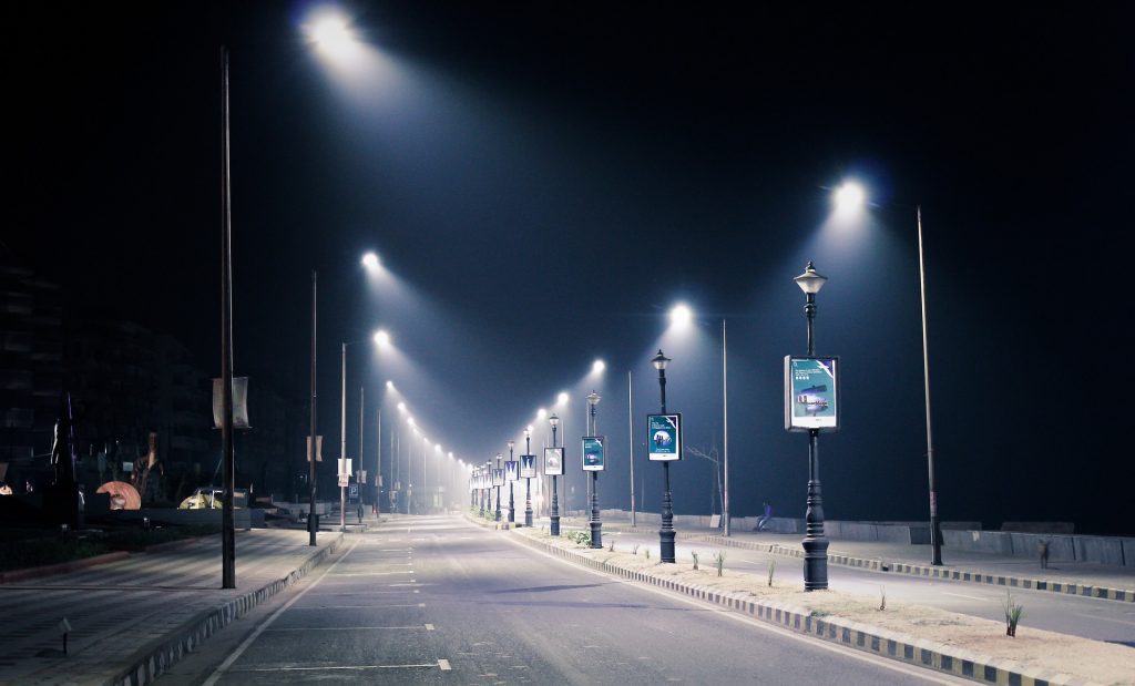 street lights contributing to urban light pollution