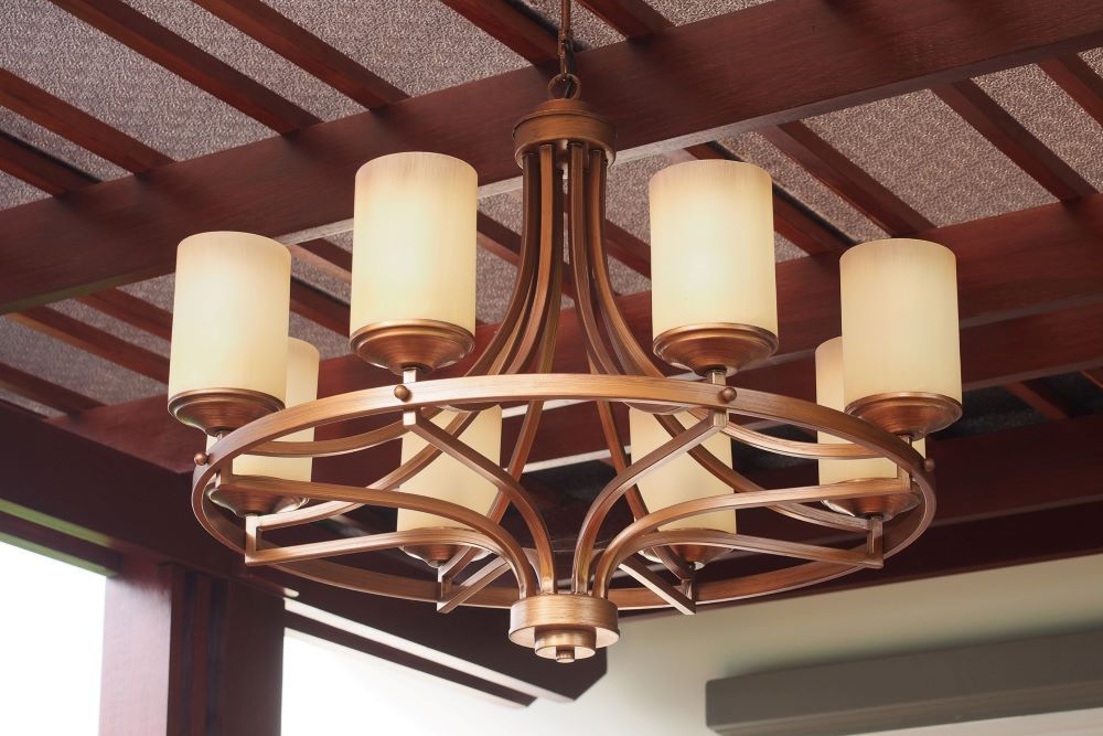 outdoor chandelier used as pergola lighting idea